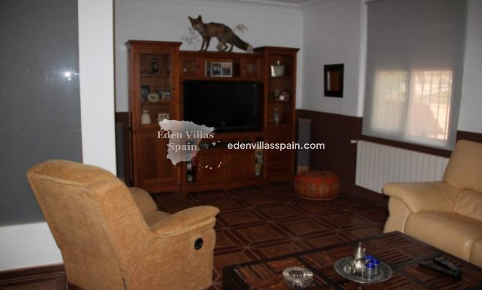 Resale - Country House - Elche