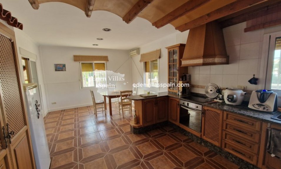 Resale - Country House - Elche