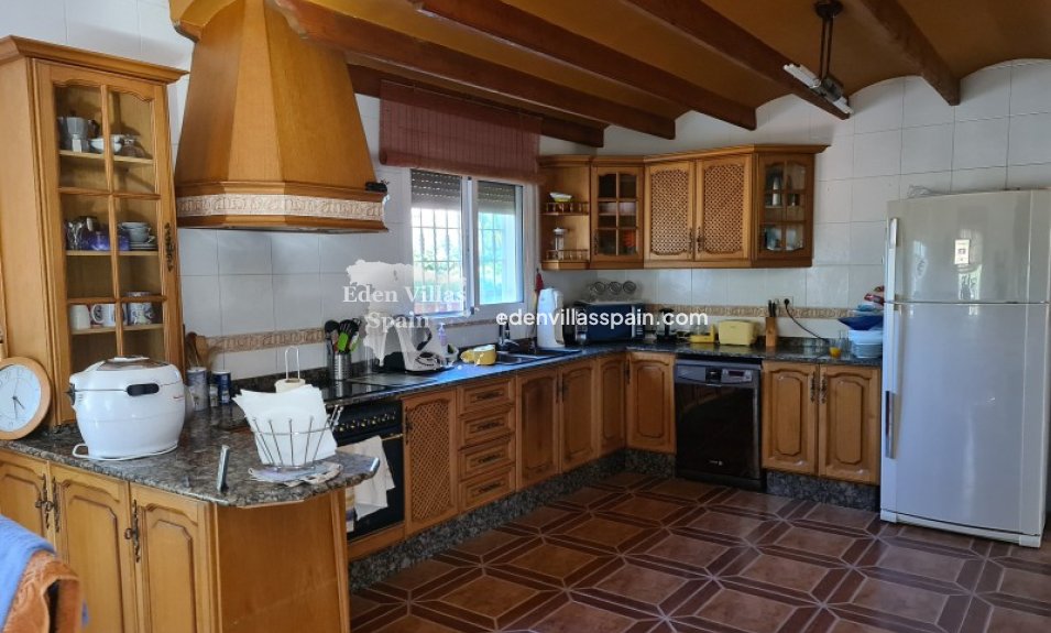 Resale - Country House - Elche