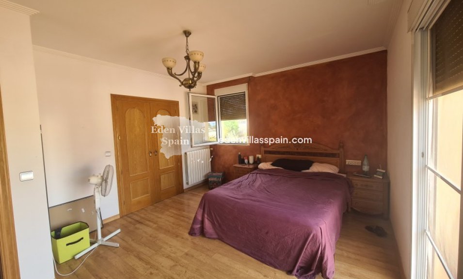 Resale - Country House - Elche