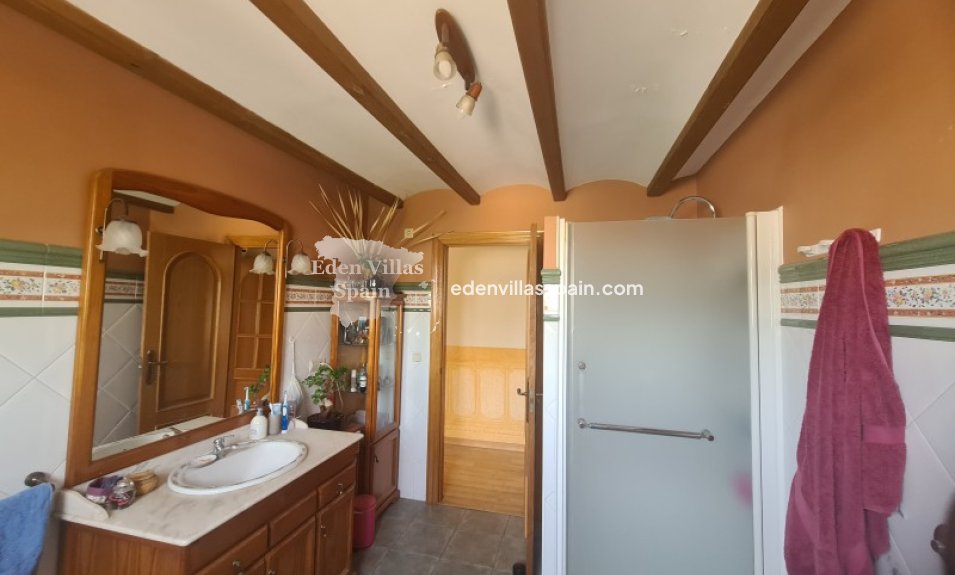 Resale - Country House - Elche