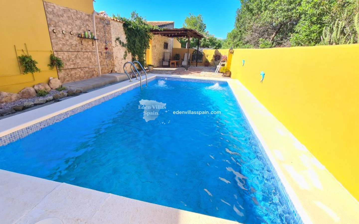Resale - Country House - Elche