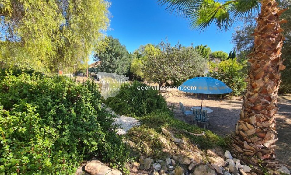 Resale - Country House - Elche