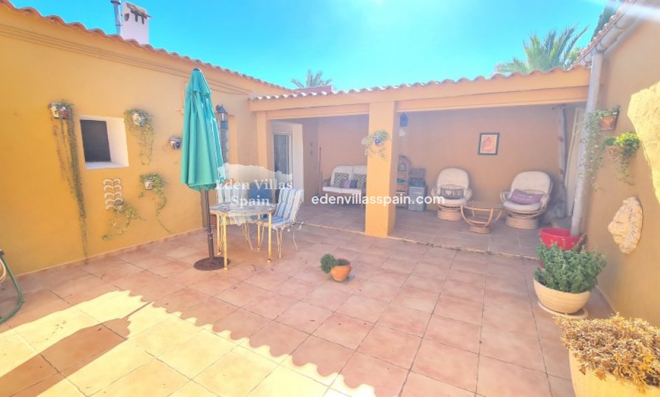 Resale - Country House - Elche