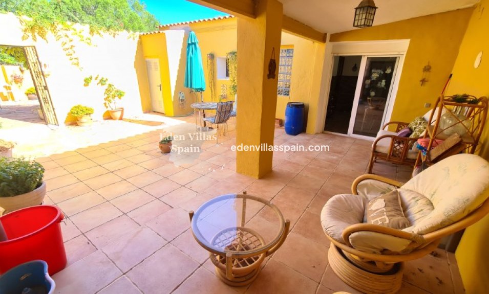 Resale - Country House - Elche