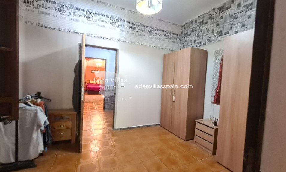 Resale - Country House - Elche