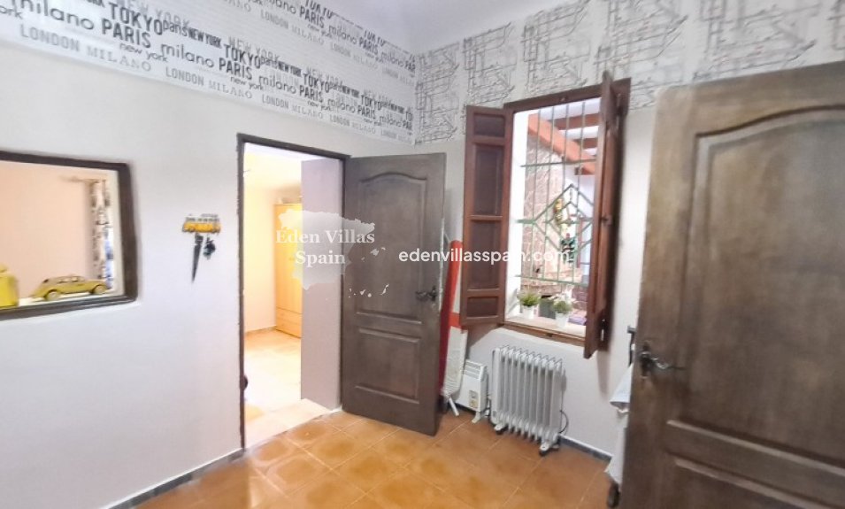 Resale - Country House - Elche