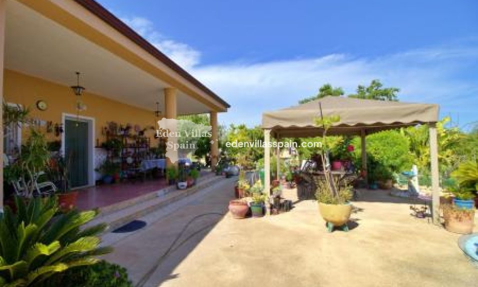 Resale - Country House - Elche