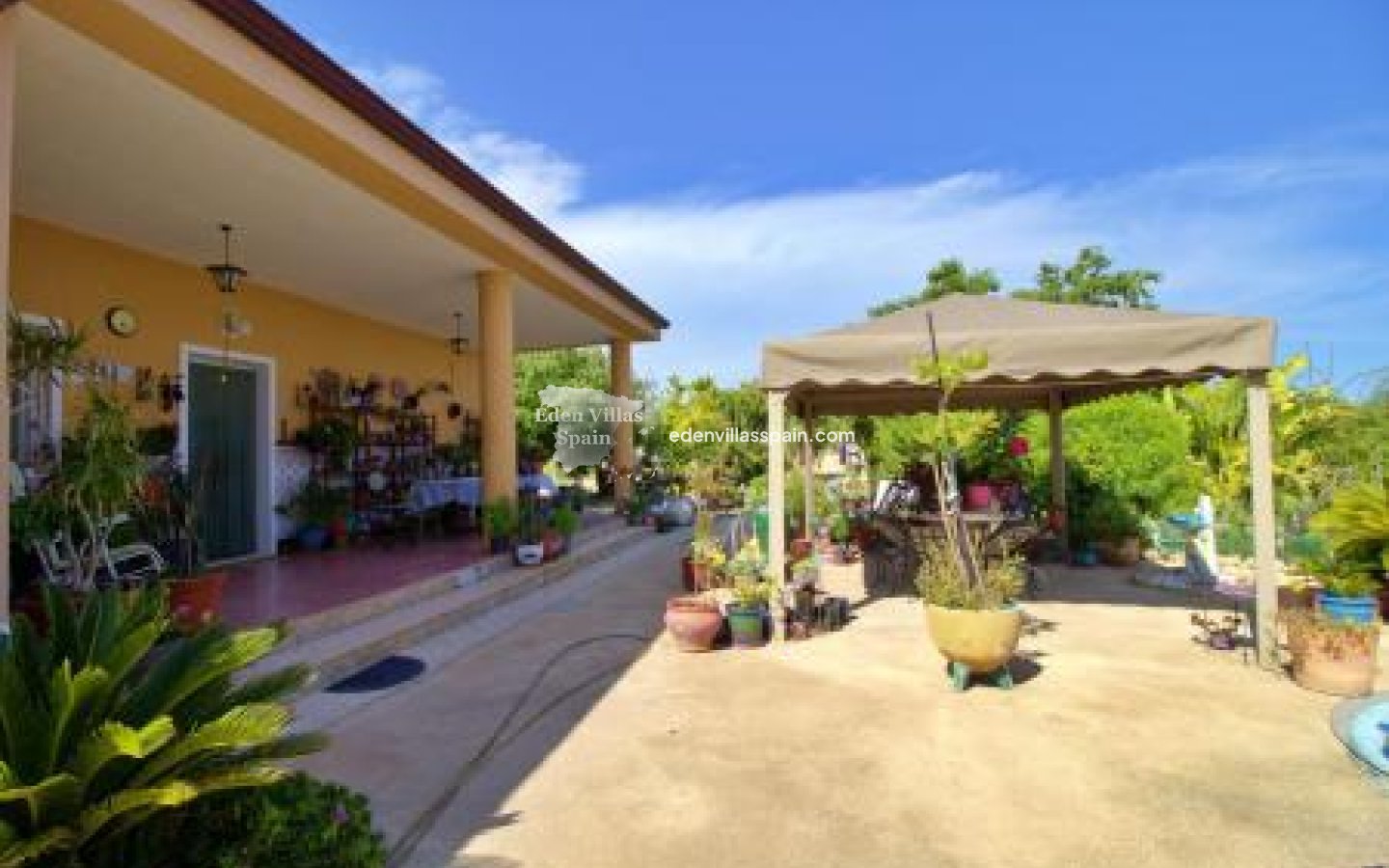 Resale - Country House - Elche