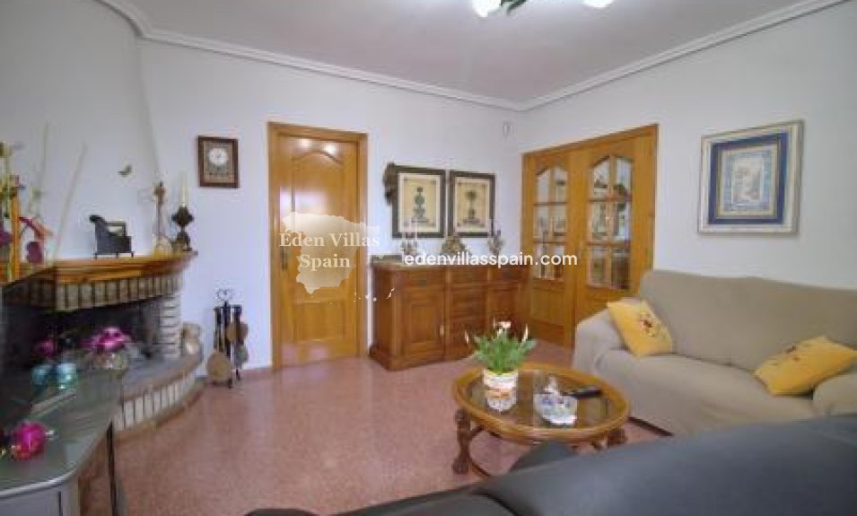 Resale - Country House - Elche