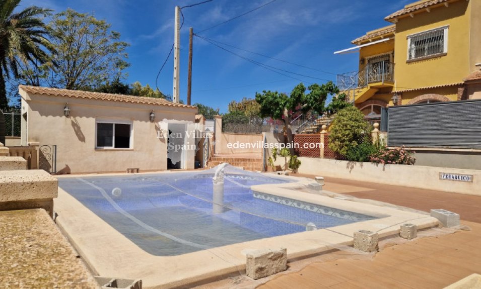 Resale - Country House - Elche