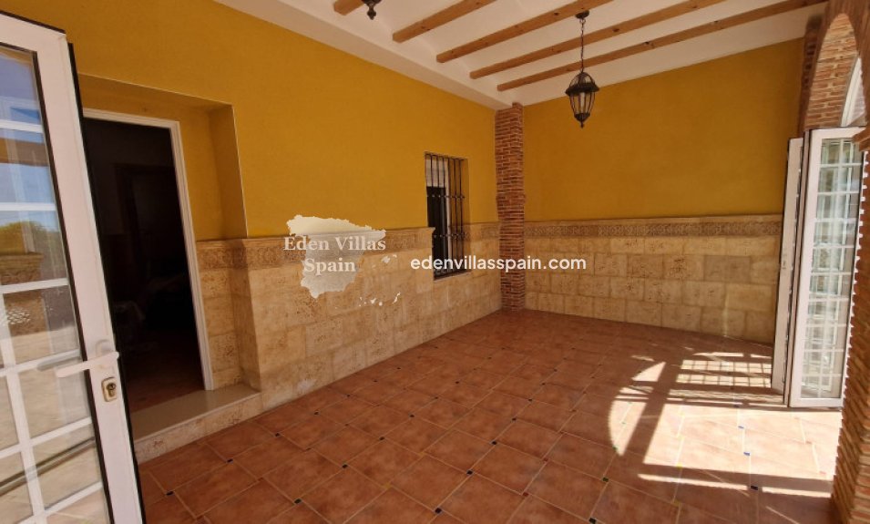 Resale - Country House - Elche