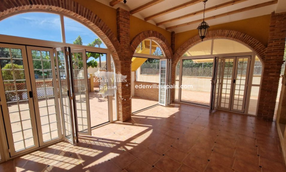 Resale - Country House - Elche