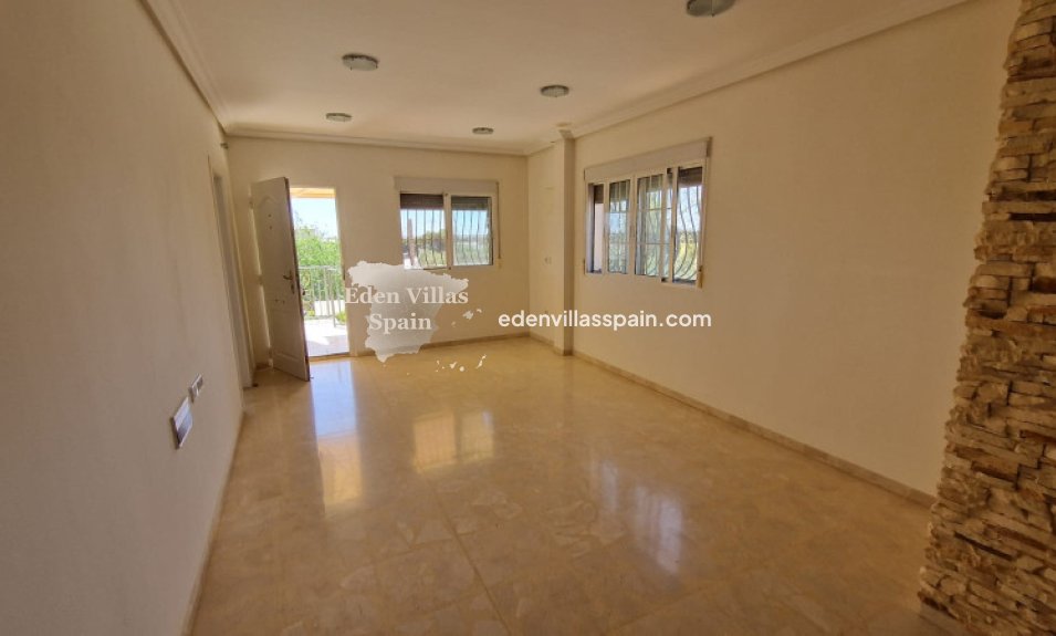 Resale - Country House - Elche