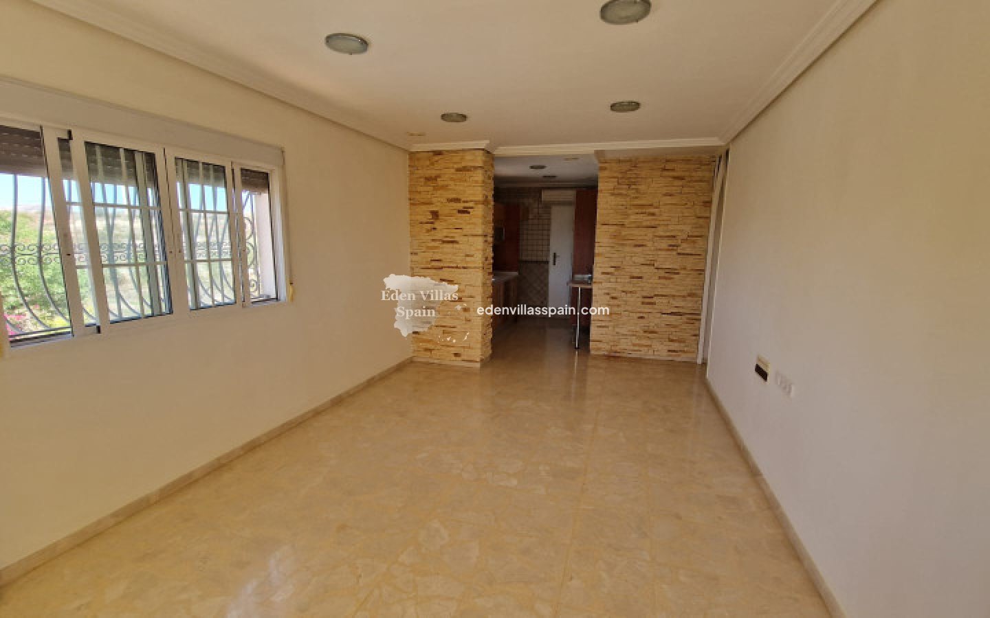 Resale - Country House - Elche