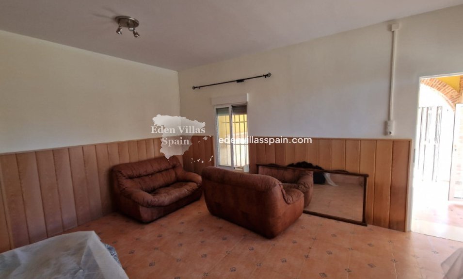 Resale - Country House - Elche