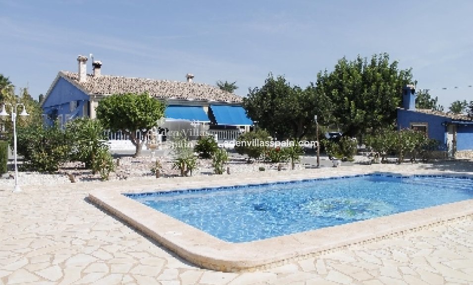 Resale - Country House - Elche