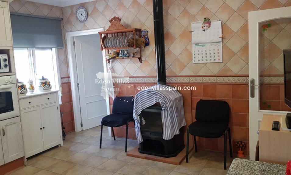 Resale - Country House - Elche