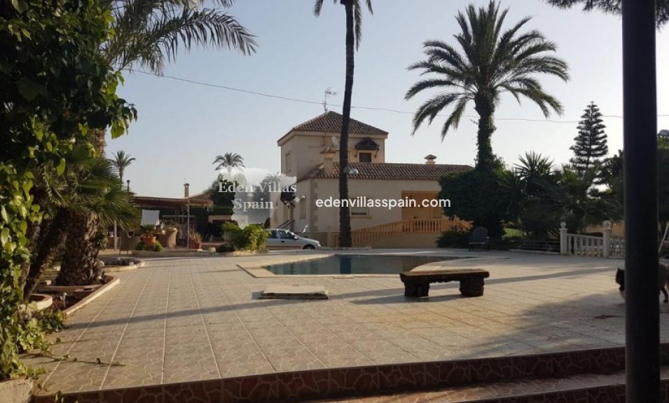 Resale - Country House - Elche