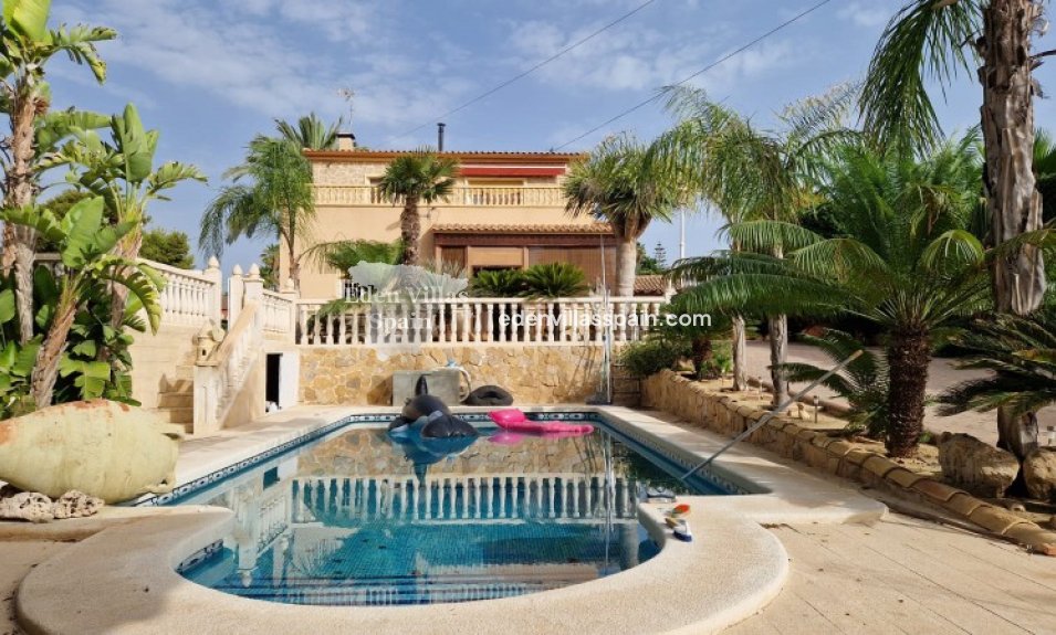 Resale - Country House - Elche