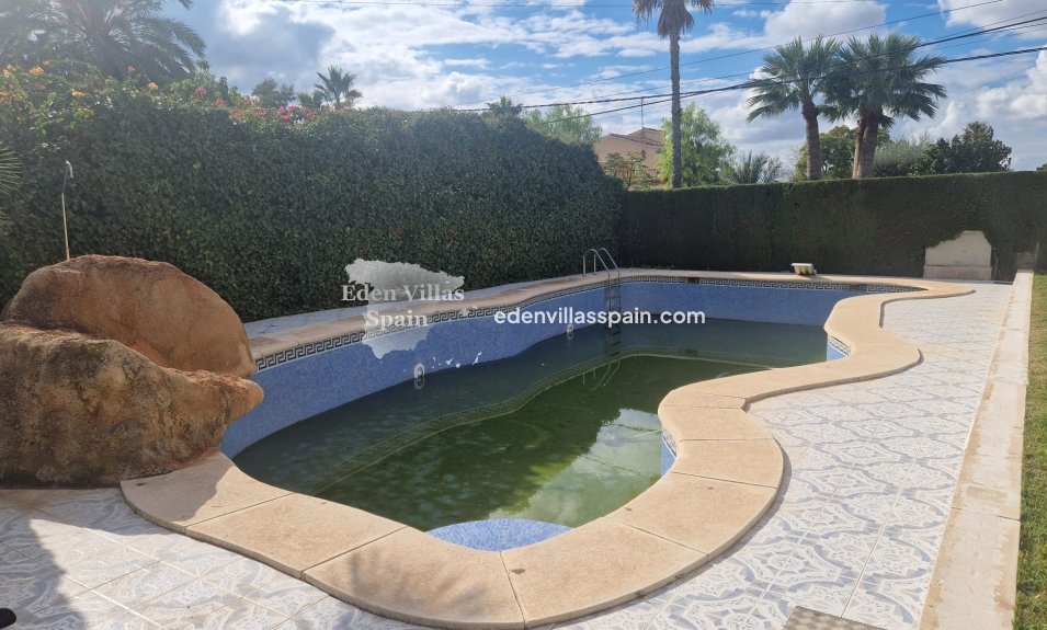 Resale - Country House - Elche