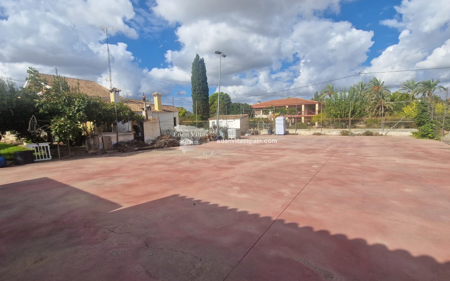 Resale - Country House - Elche