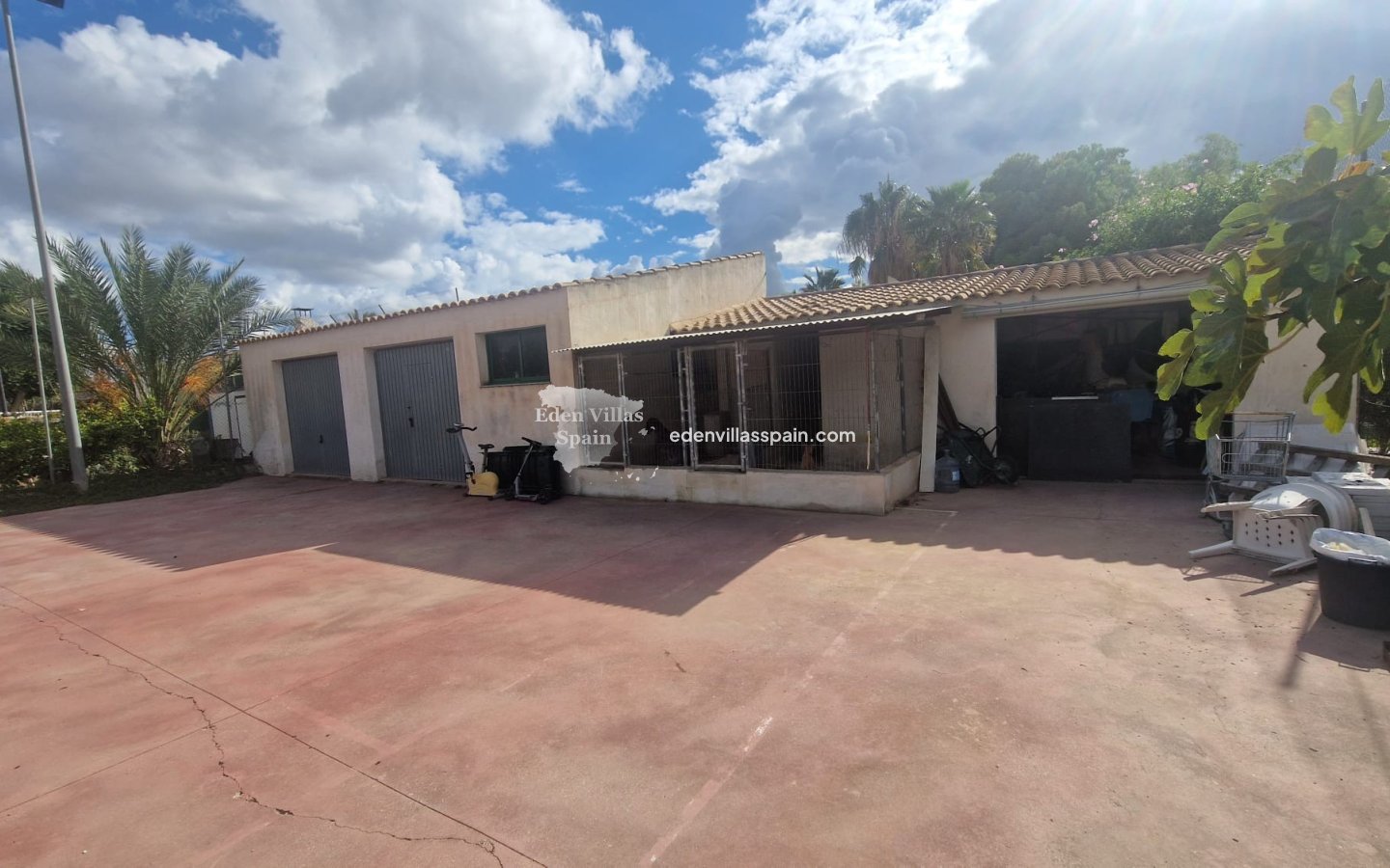 Resale - Country House - Elche