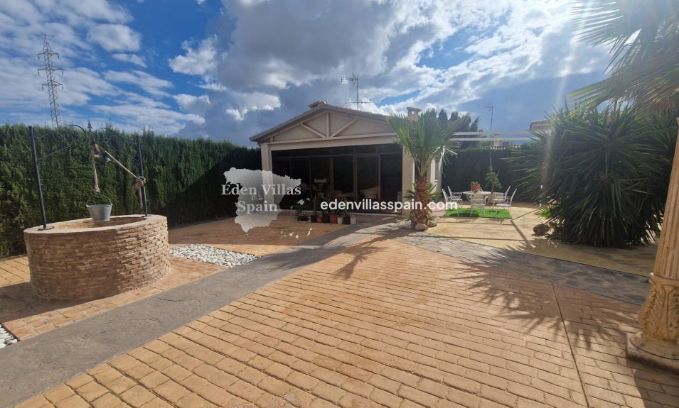 Resale - Country House - Elche