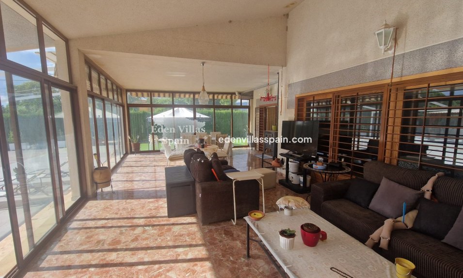 Resale - Country House - Elche