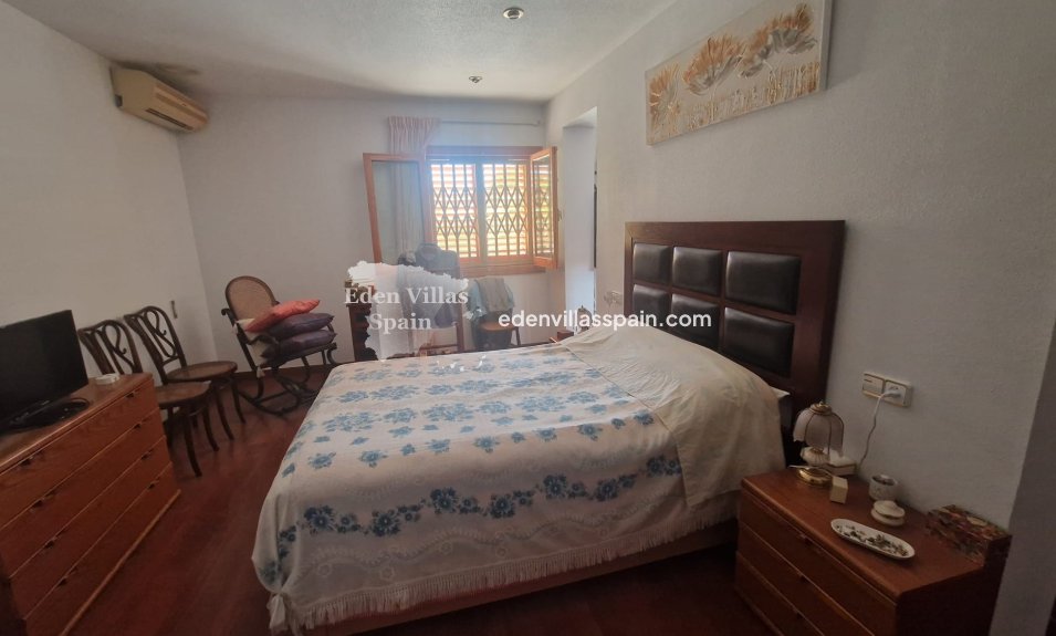 Resale - Country House - Elche