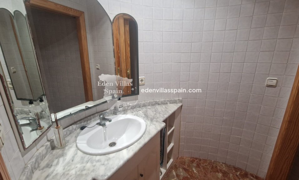 Resale - Country House - Elche