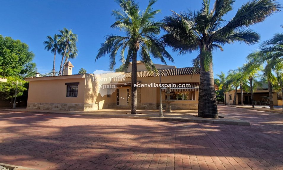 Resale - Country House - Elche