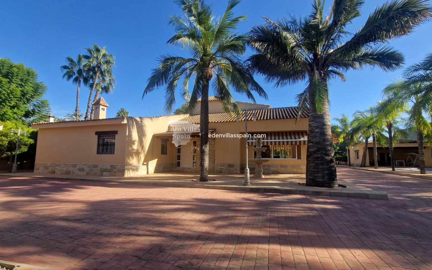 Resale - Country House - Elche