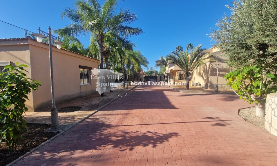 Resale - Country House - Elche