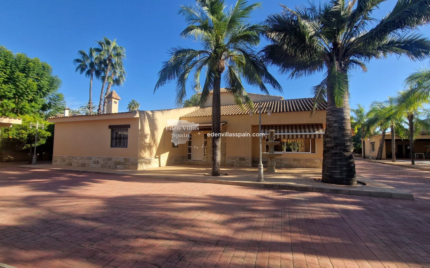 Resale - Country House - Elche