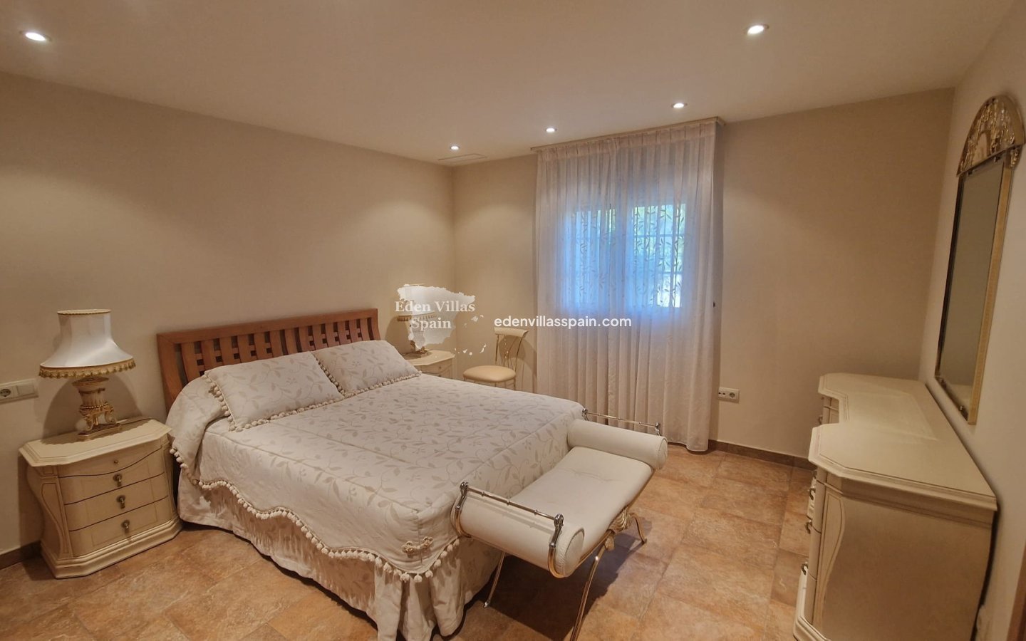 Resale - Country House - Elche