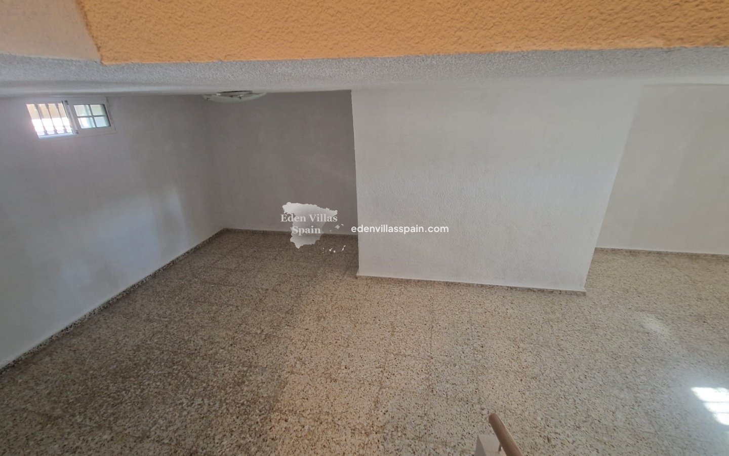 Resale - Country House - Elche