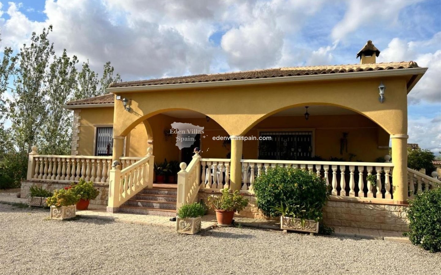 Resale - Country House - Elche