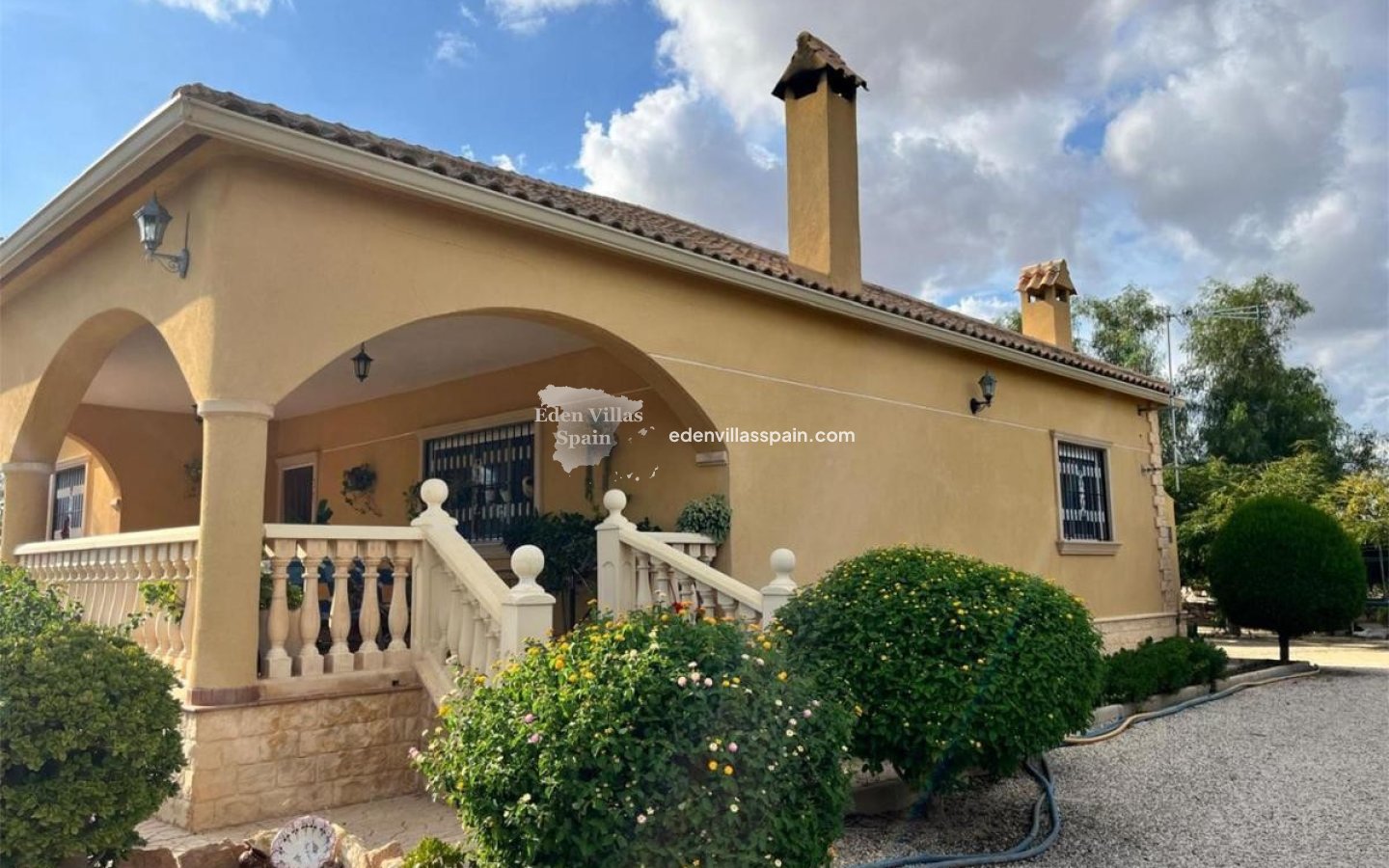 Resale - Country House - Elche