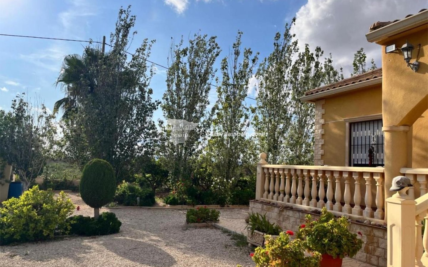 Resale - Country House - Elche