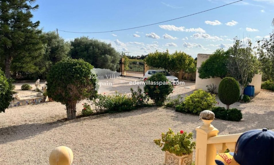 Resale - Country House - Elche