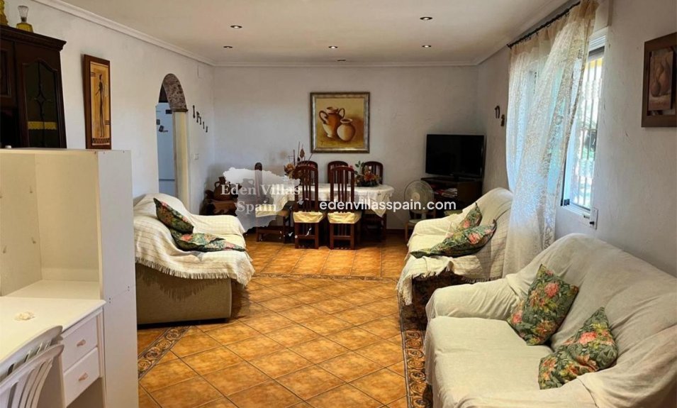 Resale - Country House - Elche