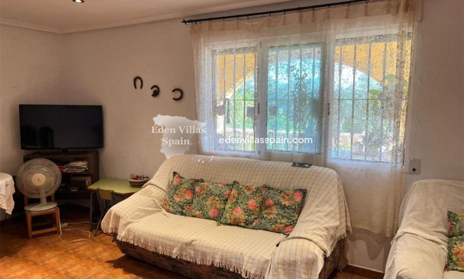 Resale - Country House - Elche