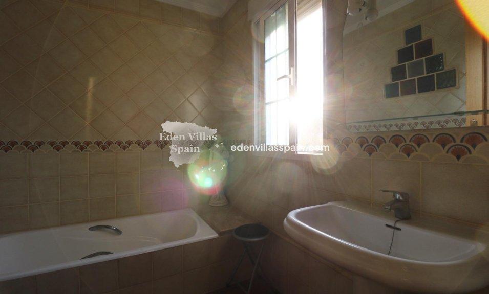 Resale - Country House - Elche