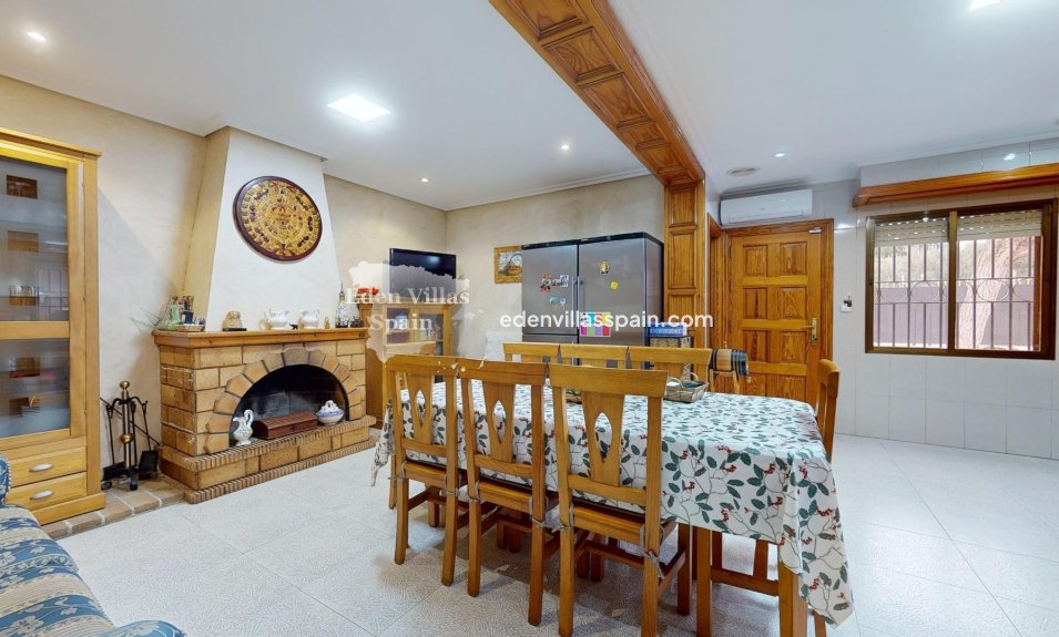 Resale - Country House - Elche