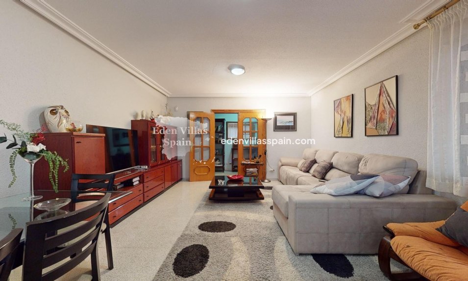 Resale - Country House - Elche