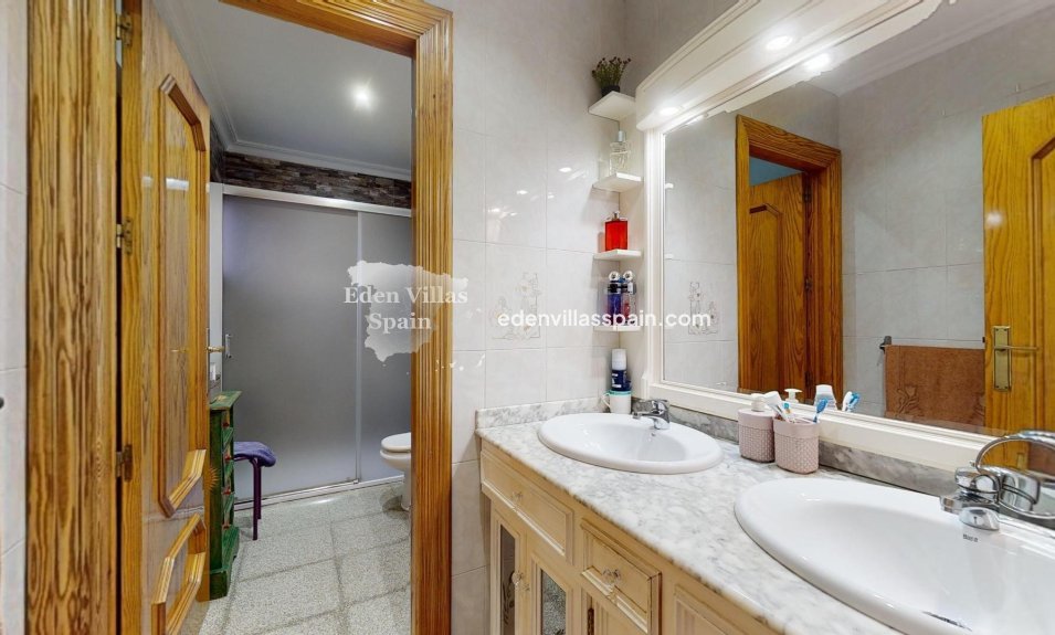 Resale - Country House - Elche
