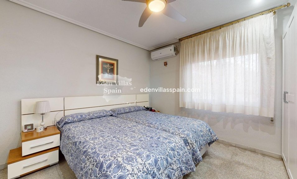 Resale - Country House - Elche