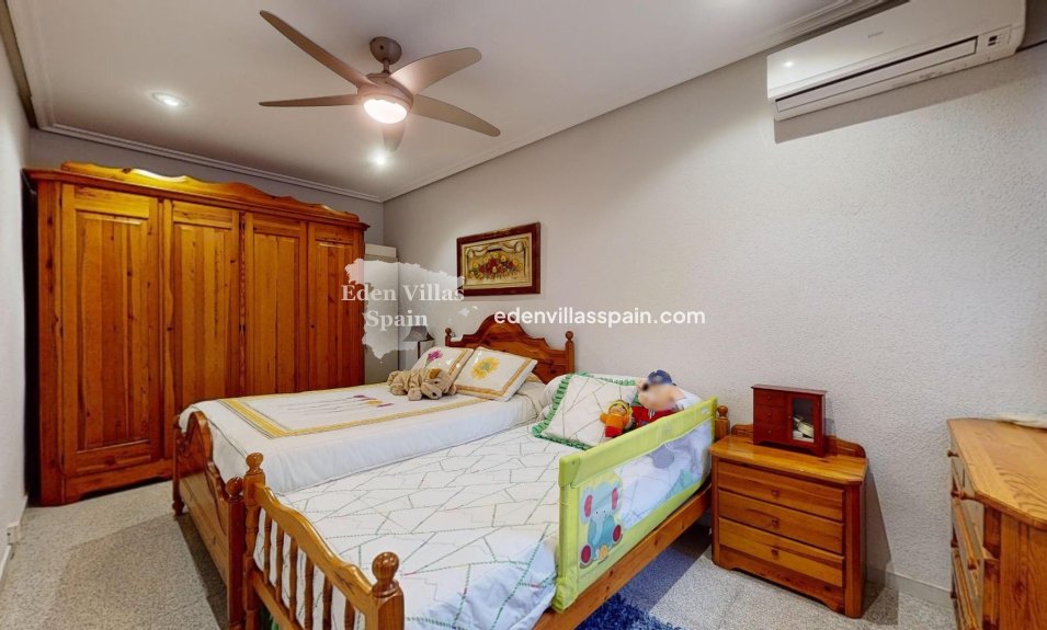 Resale - Country House - Elche