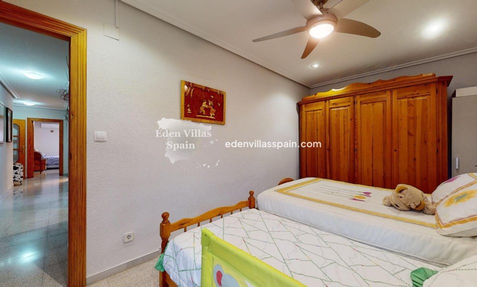 Resale - Country House - Elche